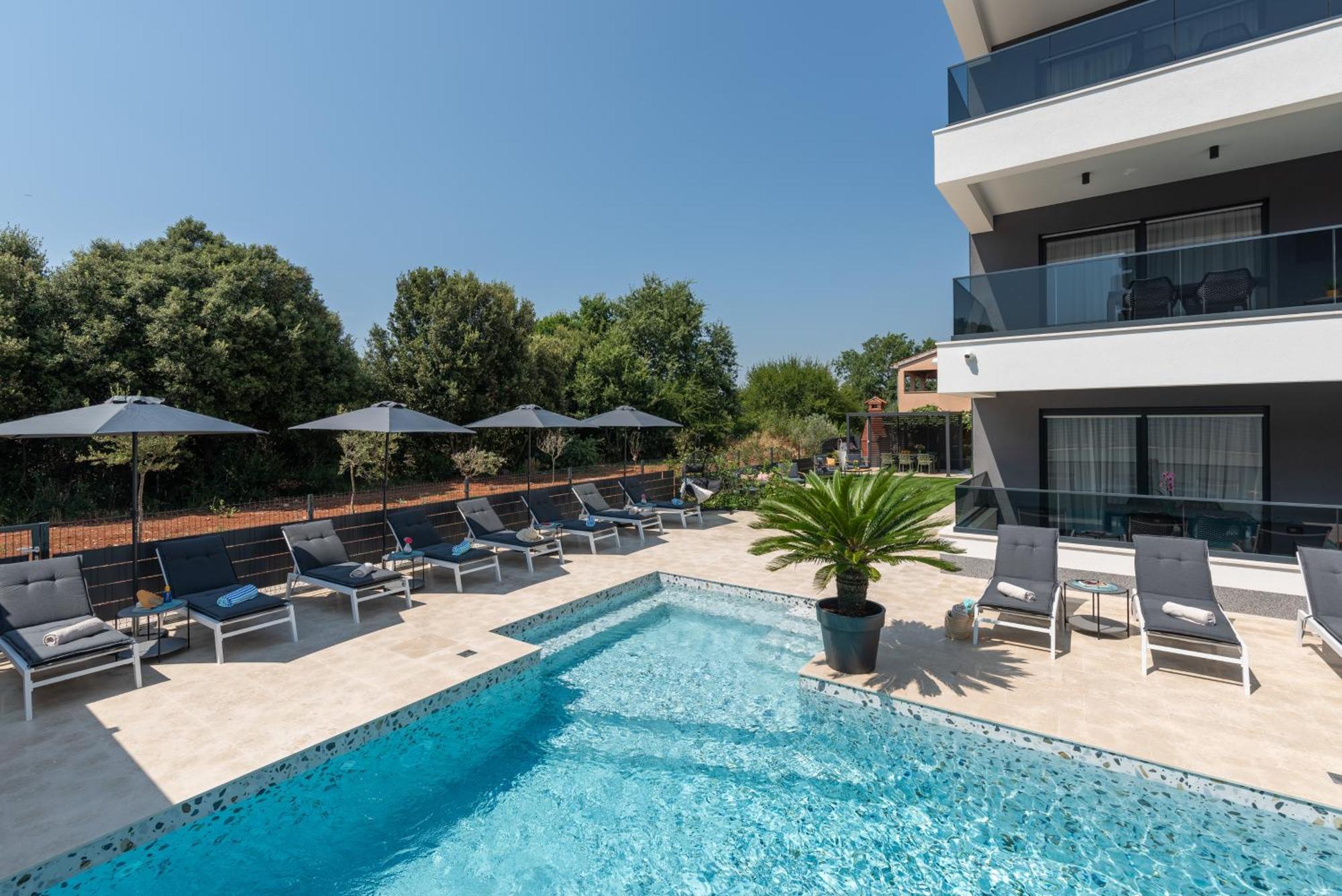 Alex Luxury Apartments Rovinj Ngoại thất bức ảnh